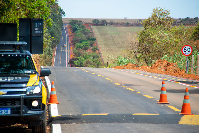 Entrega da Pavimentação de acesso à EC Estância do Pipiripau
