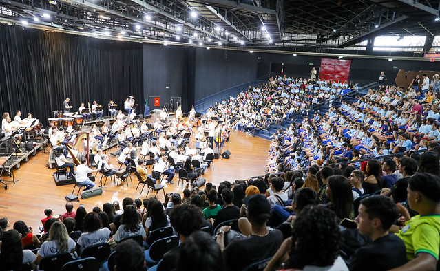 29/02/2024 - Projeto leva alunos da rede pública a concertos da Orquestra SinfônicaProjeto leva alunos da rede pública a concertos da Orquestra Sinfônica