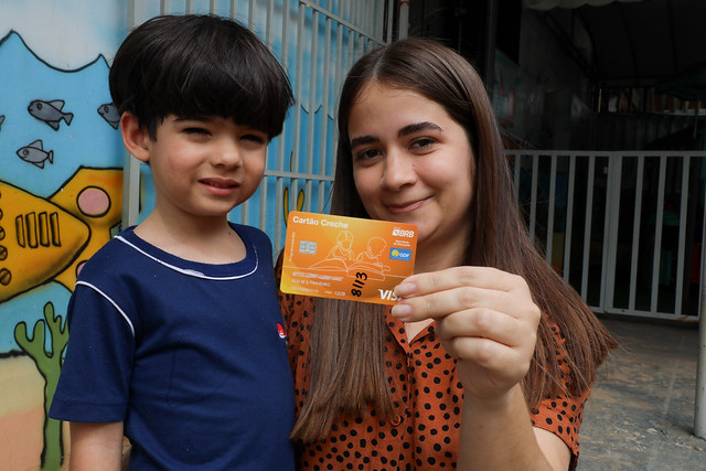 08/10/2025 - Cartão Creche dobra número de atendidos em quatro anos e chega a 10 mil crianças beneficiadas